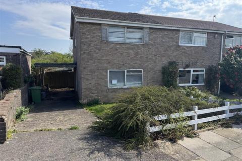 Craig Castell, Radyr, Cardiff 2 bed semi