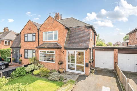 13 Copthorne Park, Shrewsbury, SY3 8TL 3 bed semi