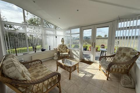 Bodffordd, Llangefni, Anglesey, LL77 5 bed detached house for sale