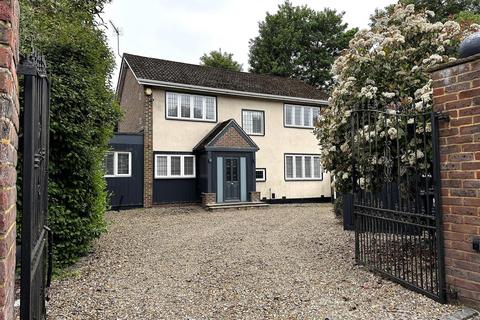 Chipstead Lane, Lower Kingswood 4 bed detached house for sale