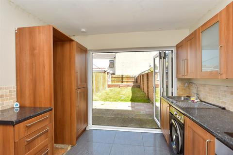 Nursery Close, Sheerness ME12 3 bed semi