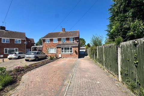 Churchill Road, Barton Le Clay... 2 bed semi