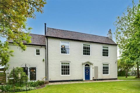 Bransford Road, Worcester WR2 5 bed detached house for sale