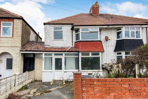 29 Lauderdale Avenue... 3 bed semi