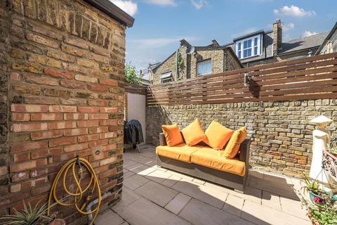 Biscay Road, Hammersmith, London, W6 3 bed house for sale