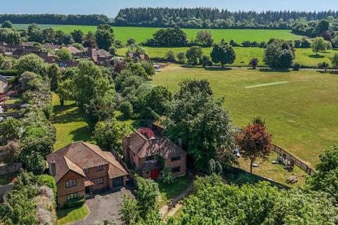 Greenside, Appleshaw, Andover, SP11 9BS 4 bed detached house for sale