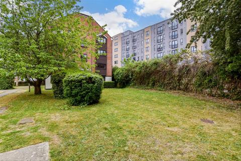 Springvale, Maidstone, Kent Studio for sale