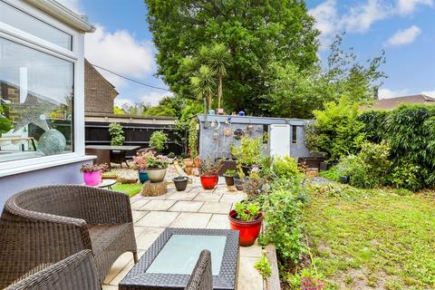 Sackville Gardens, East Grinstead RH19 3 bed end of terrace house for sale