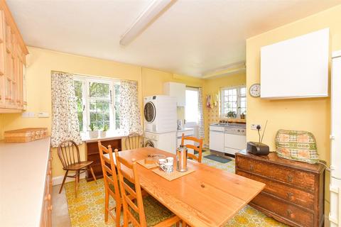 Castle Lane, Newport, Isle of Wight 3 bed detached house for sale