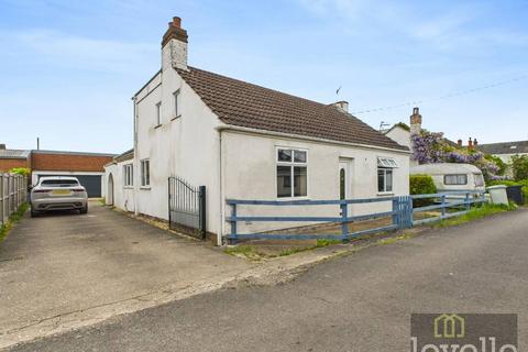Alexandra Park, Mablethorpe LN12 3 bed detached bungalow for sale