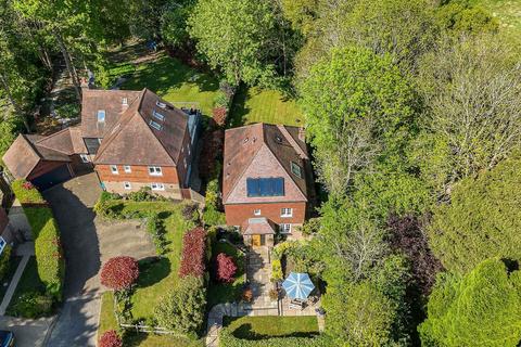 The Copse, Warlingham CR6 5 bed detached house for sale