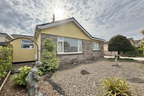 Luscombe Close, Newton Abbot 3 bed bungalow for sale