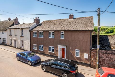 The Square, Sandford, Crediton 4 bed detached house for sale