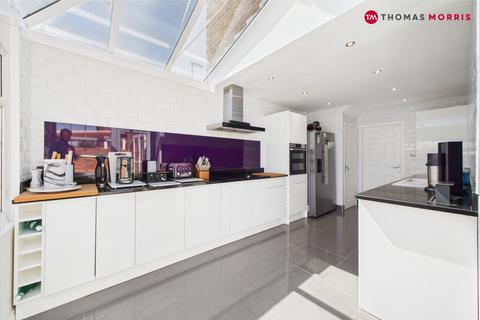Drury Lane, Huntingdon PE28 3 bed end of terrace house for sale