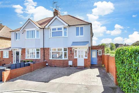 Boleyn Avenue, Margate CT9 3 bed semi