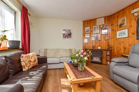 Nickleby Close, Rochester, Kent 3 bed semi