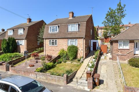 Nickleby Close, Rochester ME1 3 bed semi