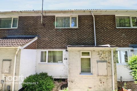 Edale Moor, Swindon 3 bed end of terrace house for sale