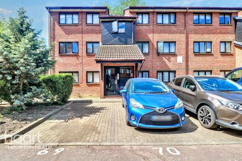 St Christophers Gardens, Thornton Heath 2 bed block of apartments for sale