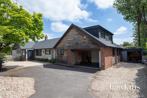 Honeyhill, Royal Wootton Bassett... 5 bed detached bungalow for sale