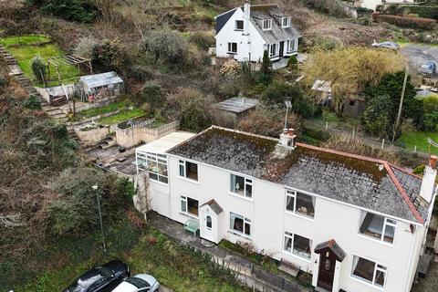 4 Kenmore, Looe, PL13 3 bed end of terrace house for sale