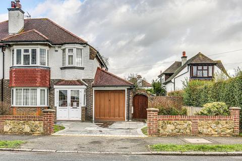 Court Hill, Sanderstead, Surrey, CR2 9ND 3 bed semi
