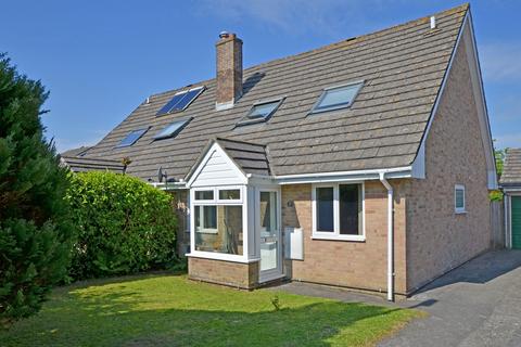 Church View Road, Truro TR2 3 bed semi