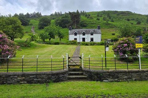Henstent, Llangynog, Oswestry 3 bed detached house for sale
