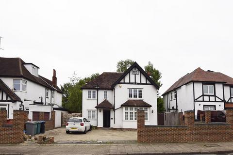 Wembley Park Drive, Wembley 3 bed detached house for sale