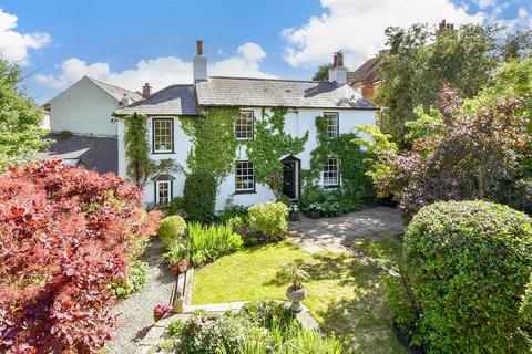 Sandwich Road, Sandwich, Kent 2 bed link detached house for sale