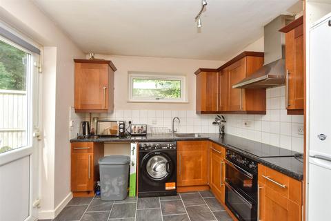 Lucas Road, Snodland, Kent 2 bed end of terrace house for sale