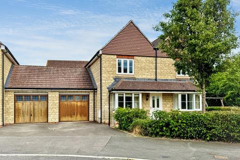 Whittington Crescent, Wantage, OX12 4 bed detached house for sale