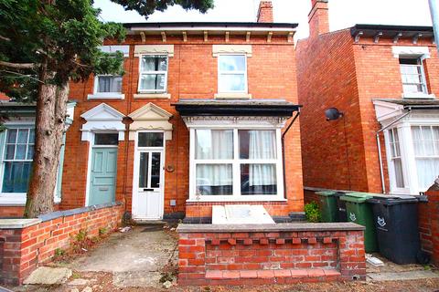 Nelson Road, Worcester... 4 bed semi