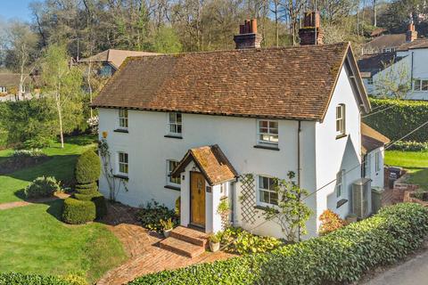 Rotten Row, Bradfield, Berkshire 3 bed detached house for sale
