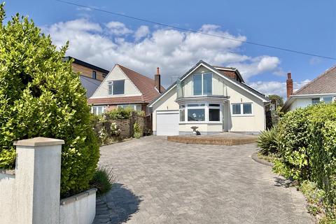 Lake Drive, Poole BH15 4 bed chalet for sale