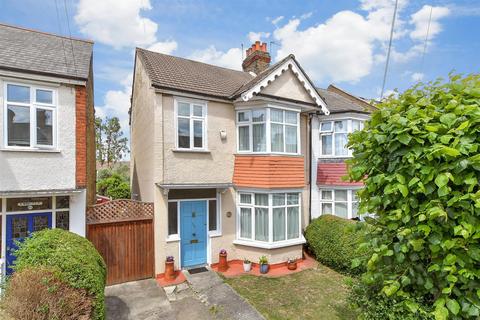 Winterbourne Road, Croydon CR7 3 bed semi