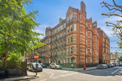 Bramham Gardens, London, SW5 4 bed flat for sale