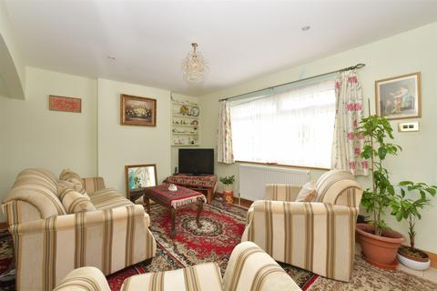 Lawrence Avenue, Rustington BN16 2 bed terraced bungalow for sale