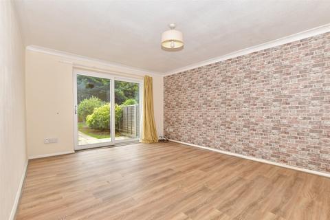 Bensted, Ashford, Kent 2 bed terraced house for sale
