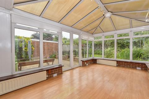 Cottenham Close, West Malling ME19 2 bed semi