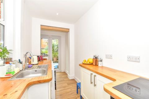 Hectorage Road, Tonbridge TN9 2 bed semi