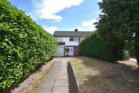Alcott Lane, Marston Green... 3 bed semi