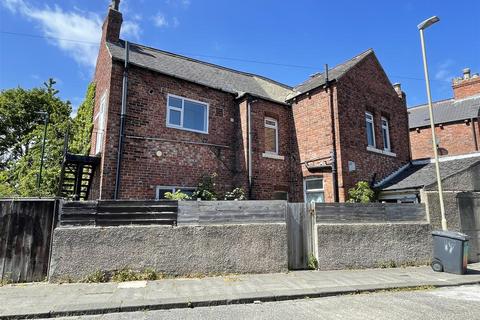 Wadham Terrace, South Shields 2 bed flat for sale