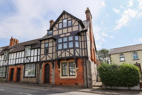 Cardiff Road, Cowbridge, Vale of... 5 bed semi