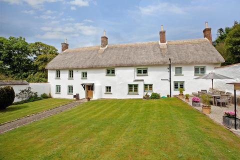 Drewsteignton, Exeter, Devon, EX6 4 bed detached house for sale