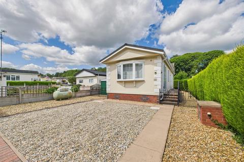 Rugeley Road, Armitage 2 bed park home for sale