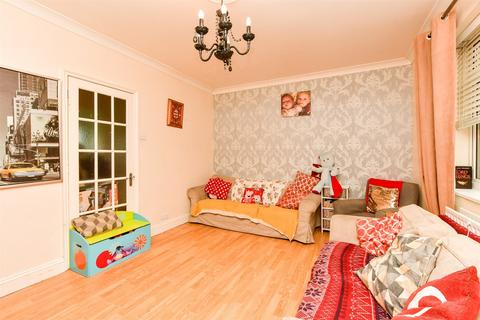 Preston Lane, Tadworth, Surrey 3 bed terraced house for sale