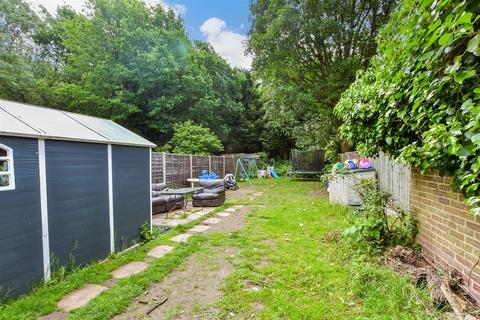 Preston Lane, Tadworth, Surrey 3 bed terraced house for sale