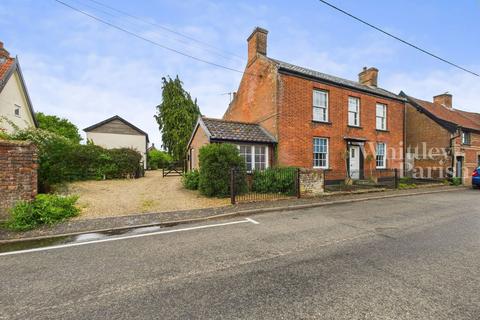 Crown Street, Norwich NR16 4 bed detached house for sale