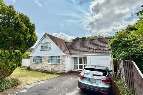 Grosvenor Close, Ashley Heath, BH24 2HG 4 bed detached house for sale